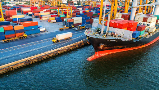 Shipping 101: Understanding The Difference Between Demurrage And Detention